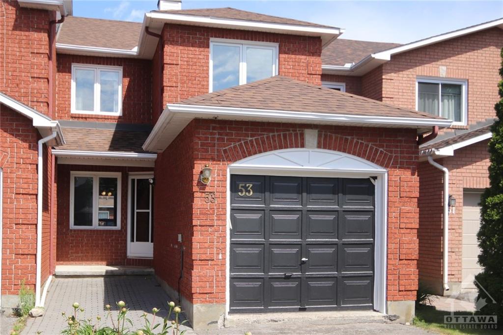 Longfields Row Home – Ottawa Dwellings